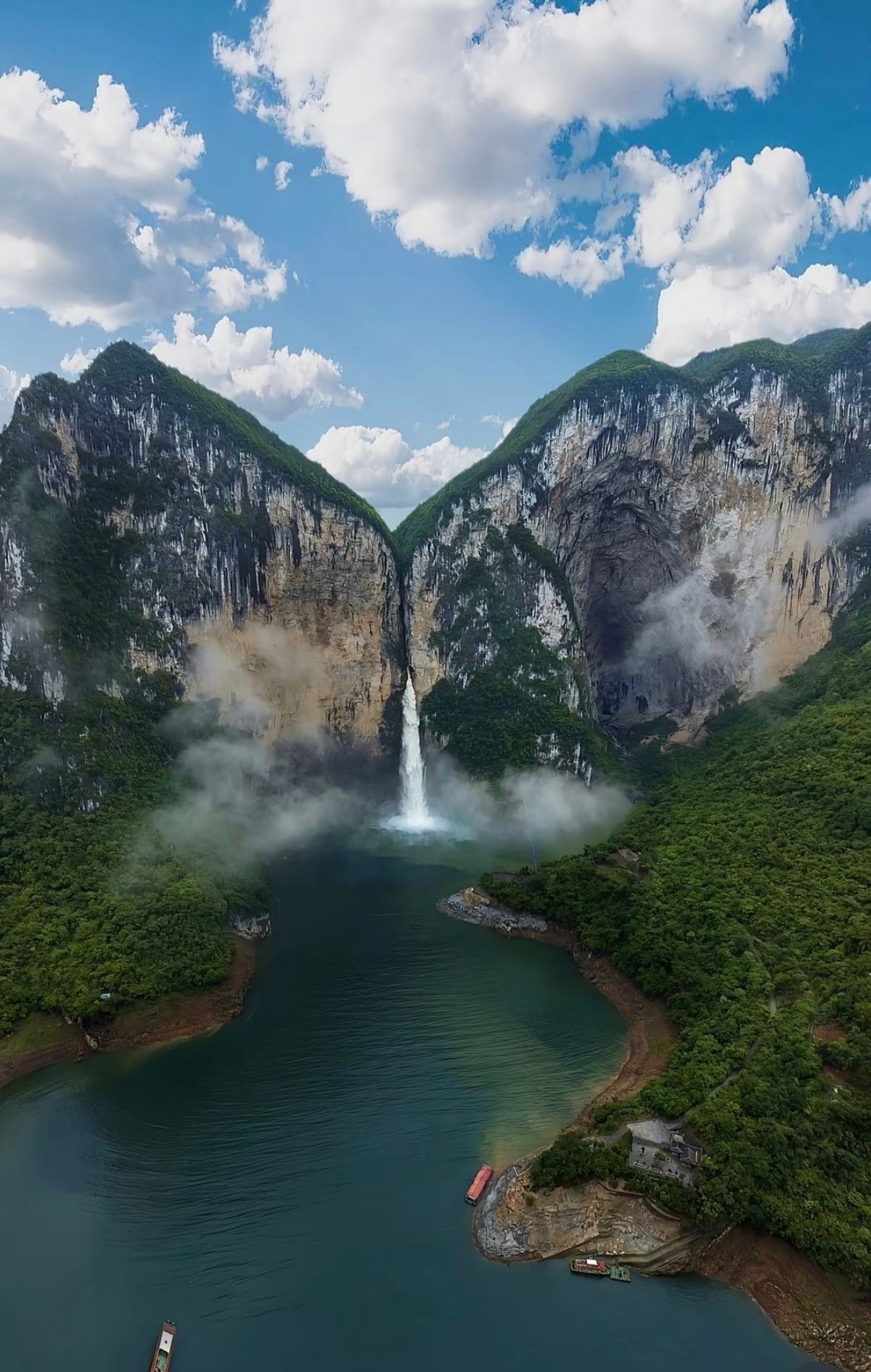 恩施大峡谷云雾山景