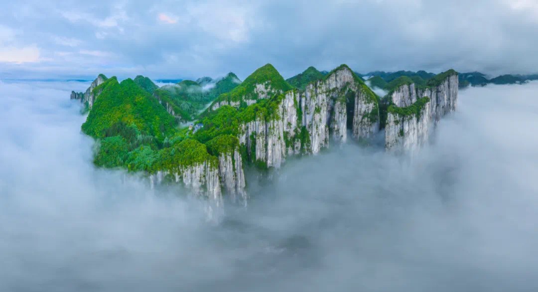云龙地缝